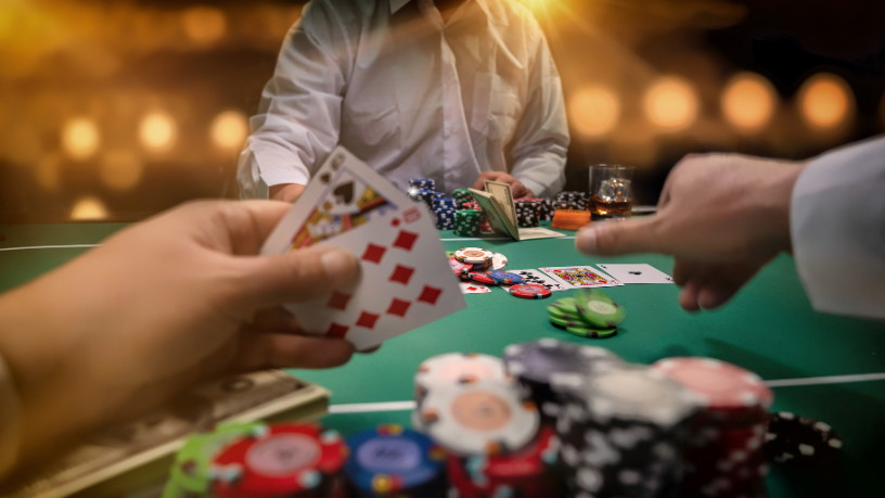 Eleve seu Poker: Thiago te ensina a aplicar o stack efetivo e dominar as mesas.