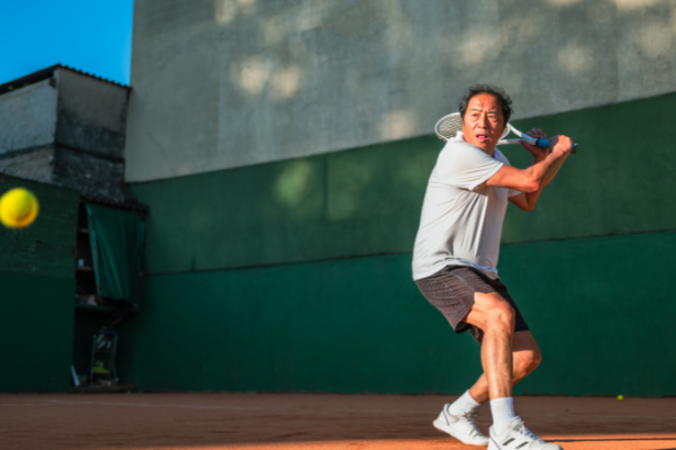 Teciomar Ábila explora como avanços em biotecnologia estão revolucionando o desempenho e a resistência de tenistas de elite.