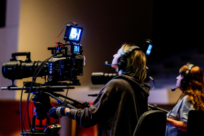 Audiência na Câmara debate atribuições profissionais e reacende disputa por competências no mercado de trabalho