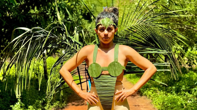 Alessandra Araújo mostra todo seu charme e animação como destaque carnavalesco — Non Stop.