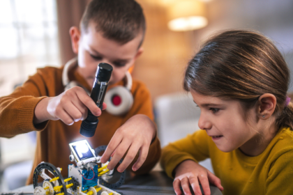 A climatech associada à robótica fortalece a liderança e prepara novas gerações, segundo Gustavo Adolfo Morceli Rodrigues.